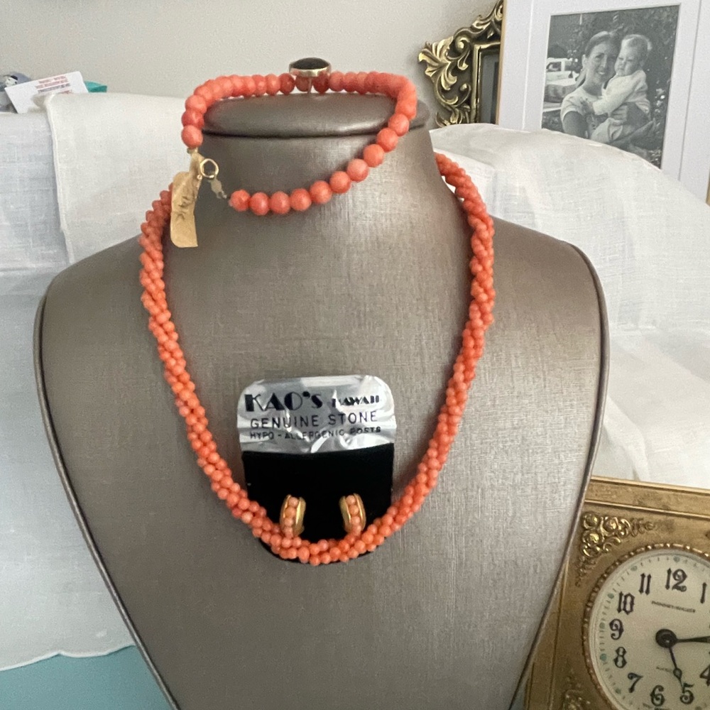 CORAL 3 PIECE SET VINTAGE 14K